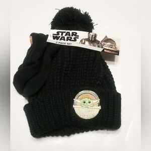Star Wars Mandalorian Beanie & Mitten  Set